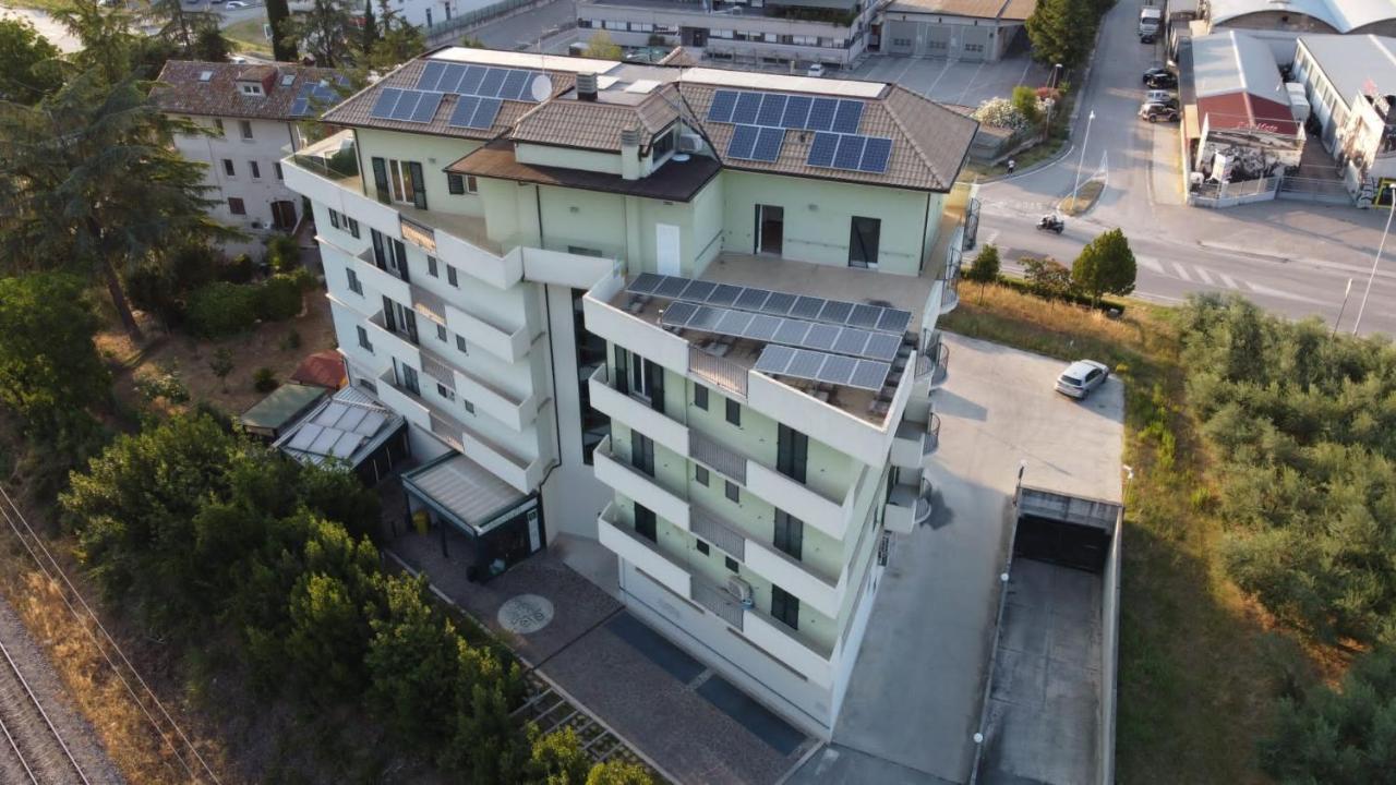 Hotel Clodi 아스콜리피체노 외부 사진