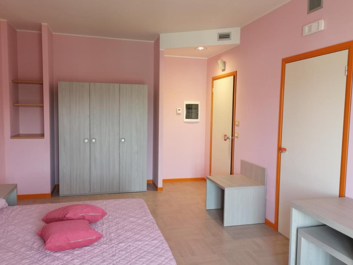 Hotel Clodi 아스콜리피체노 외부 사진